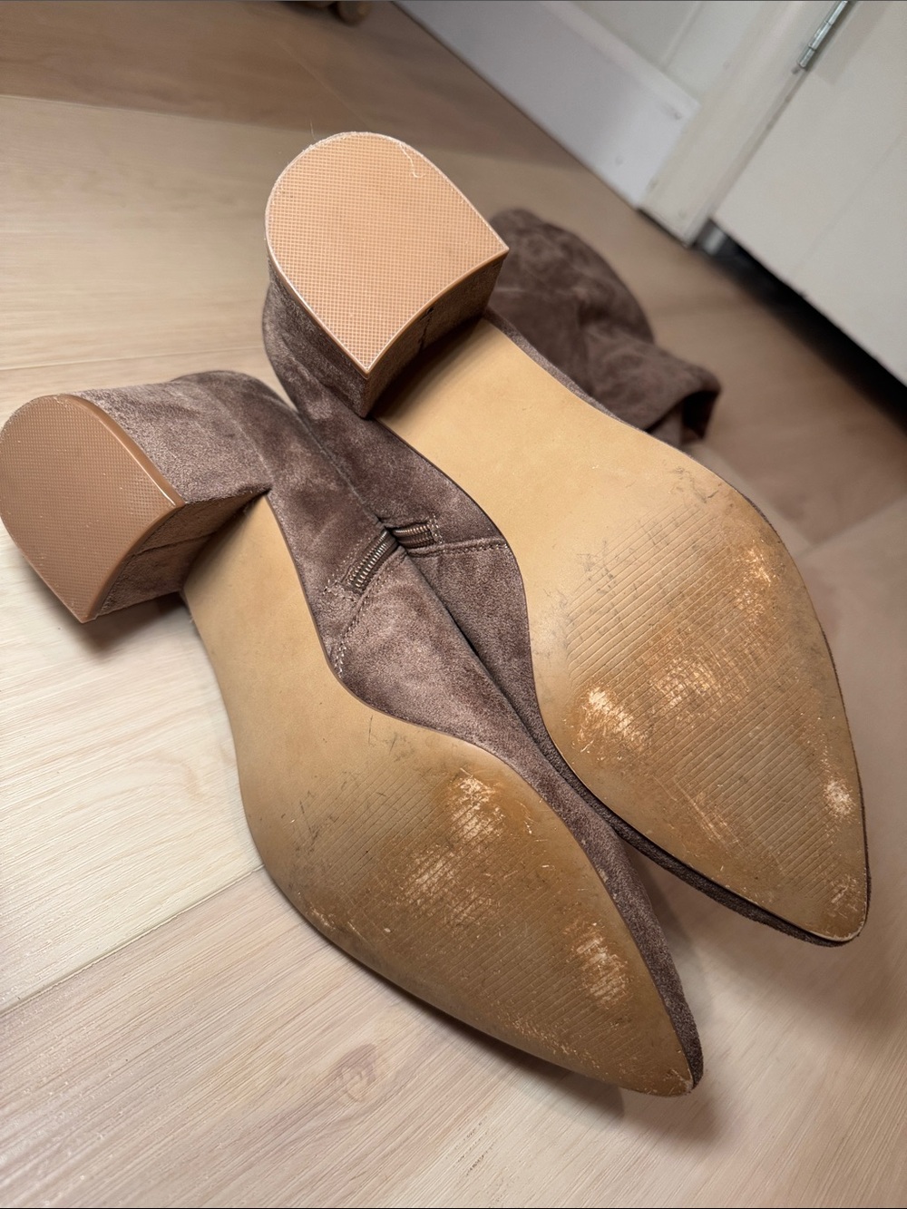 Steve Madden Taupe Suede Pointed-Toe Heeled Boots - Picture 4 of 4